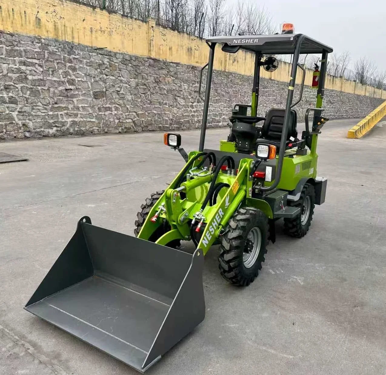 L880 electric wheel loader — Nesher Equipment